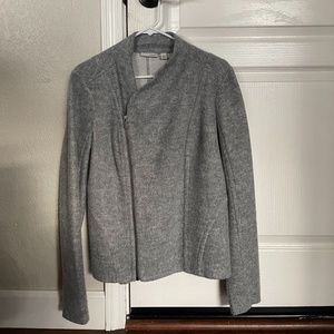 Jacket with asymmetrical zipper